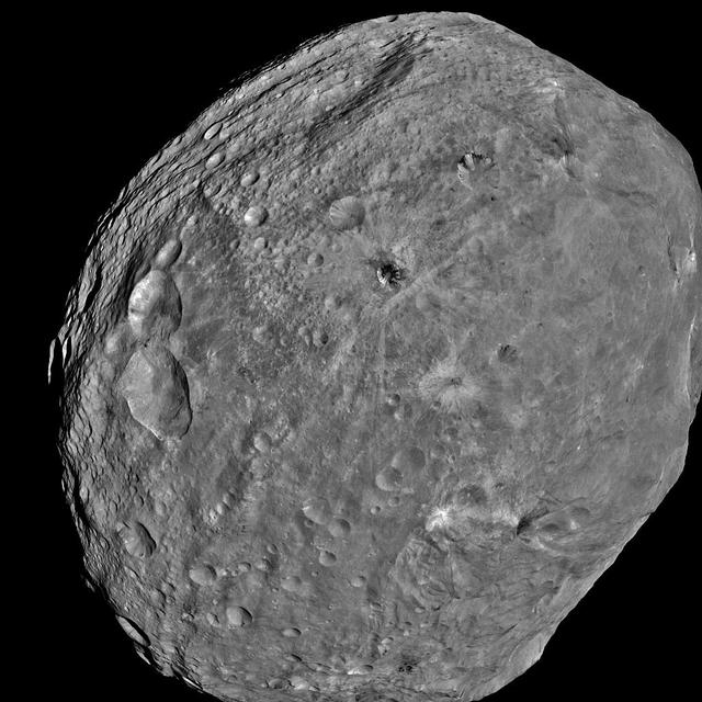 The asteroid Vesta by NASA/JPL-Caltech/UCLA/MPS/DLR/IDA